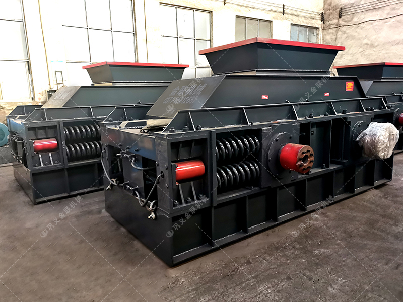 錳鋼對輥破碎機(jī)會出現(xiàn)堵塞現(xiàn)象嗎？