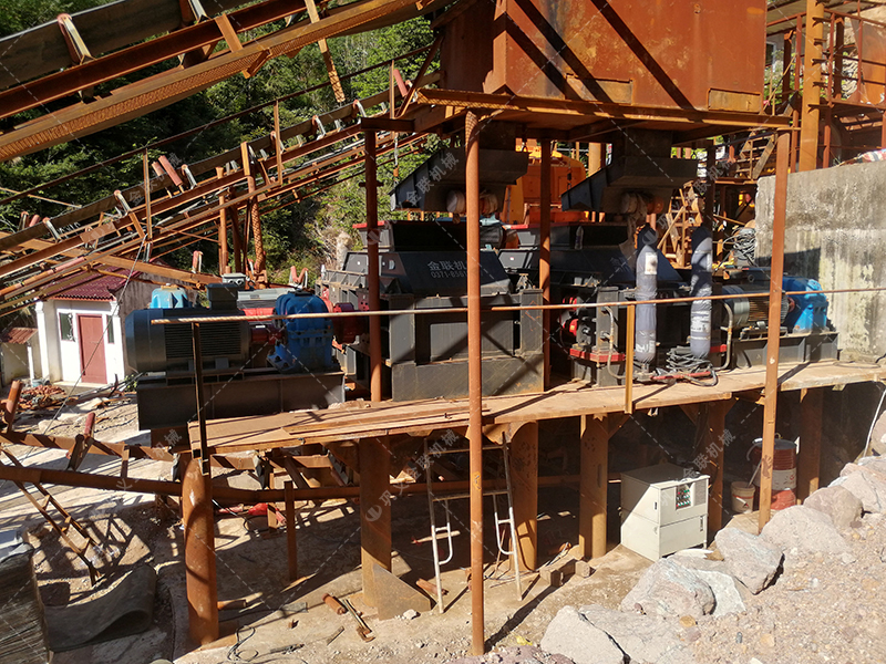 2025 年制砂設備新趨勢：全自動液壓對輥制砂機為何成行業(yè)優(yōu)選？